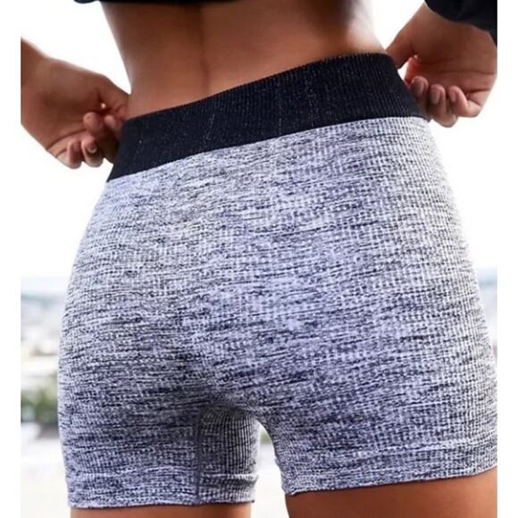 NWOT Free People Movement Prajna Shorts Bike Shorts Spandex Gray Ribbed Workout - Picture 6 of 6